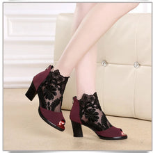 Cargar imagen en el visor de la galería, Sandalias de verano para mujer, zapatos de Boca de pescado, zapatos de tacón medio de talla grande para mujer, zapatos transpirables para mujer, tacones altos de malla de encaje