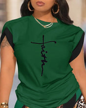 Cargar imagen en el visor de la galería, Conjuntos de dos piezas para mujer, Top de manga corta con cuello redondo estampado a la moda y pantalones cortos informales ajustados, ropa de calle