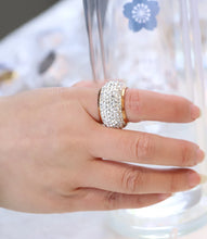 Load image into Gallery viewer, Wholesale shining full rhinestone finger rings for woman luxurious paragraph Crystal Jewelry Ring gold-color