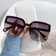 Load image into Gallery viewer, New Oversized Sunglasses Women Fashion Rimless Vintage Square Sun Glasses Eyewear Brand Designer UV400 Female Shades