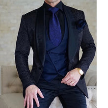 Charger l&#39;image dans la galerie, Tuxedo de mariage en Jacquard Floral rose pour marié, châle à revers, 3 pièces, coupe cintrée, costumes pour hommes, Blazer à la mode, gilet avec pantalon
