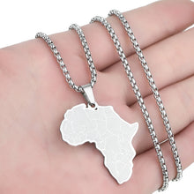 Cargar imagen en el visor de la galería, Collar africano con mapa de África creativo, joyería de acero inoxidable para hombres, collar con colgante de país antiguo dorado, regalo de cumpleaños
