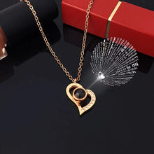 Charger l&#39;image dans la galerie, Collier de Projection de cœur d&#39;amour, pendentif je t&#39;aime en 100 langues, avec boîte-cadeau Rose pour petite amie, bijoux de luxe à la mode
