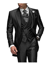 Charger l&#39;image dans la galerie, Men&#39;s Suit Peaked Lapel 3 Pieces 1 Button Groom Tuxedos Wedding Suit For Men Set Custom Made(Jacket+Pants+Vest)
