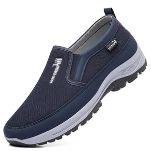 Loafers Men Sneakers Mesh Breathable Non-Slip Slip On Vulcanized Shoes Soft Sole Solid Color Comfortable Water Shoes Zapatos