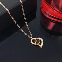 Charger l&#39;image dans la galerie, Collier de Projection de cœur d&#39;amour, pendentif je t&#39;aime en 100 langues, avec boîte-cadeau Rose pour petite amie, bijoux de luxe à la mode
